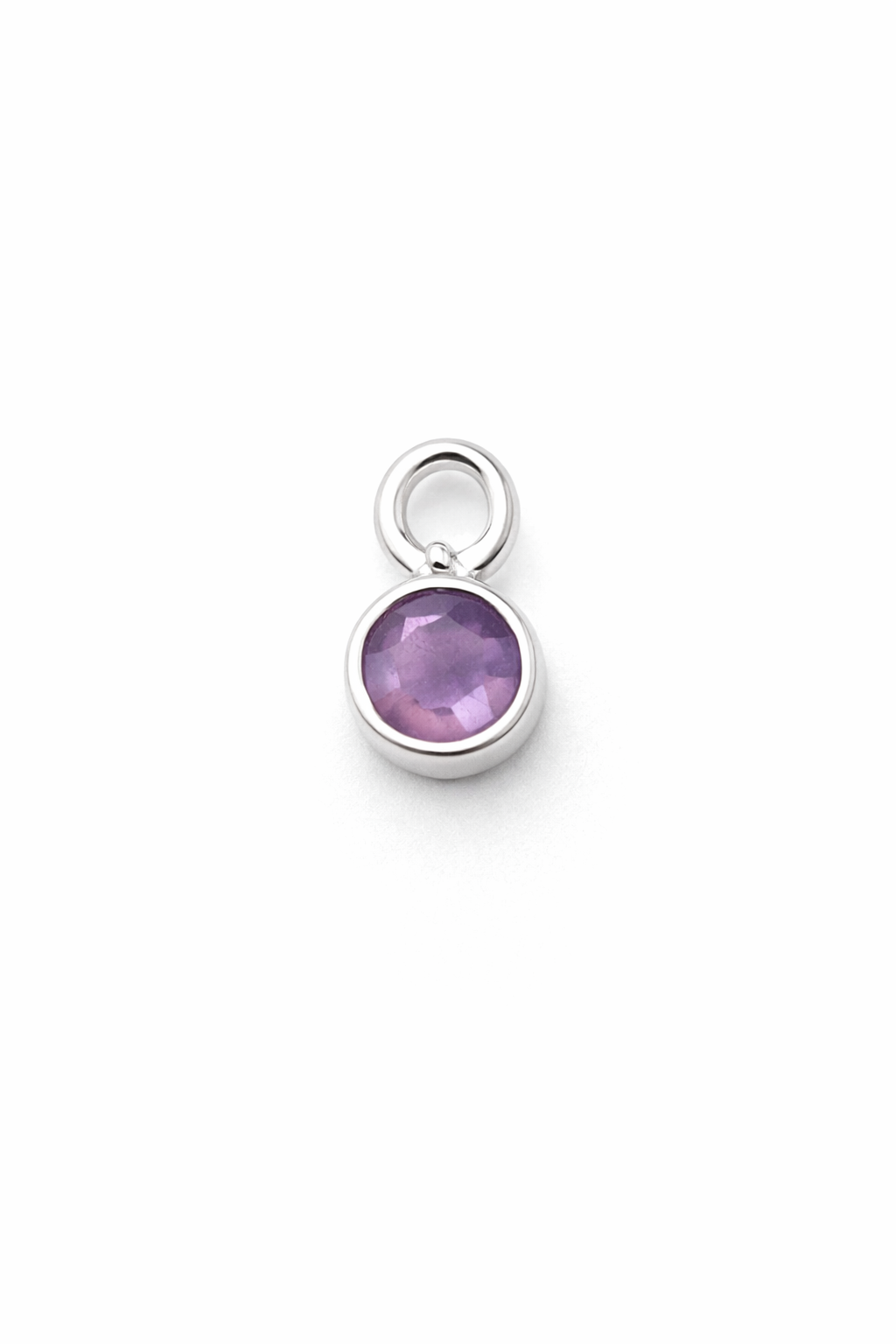 Anhaenger Classic Amethyst silber auf neutral weissem Hintergrund