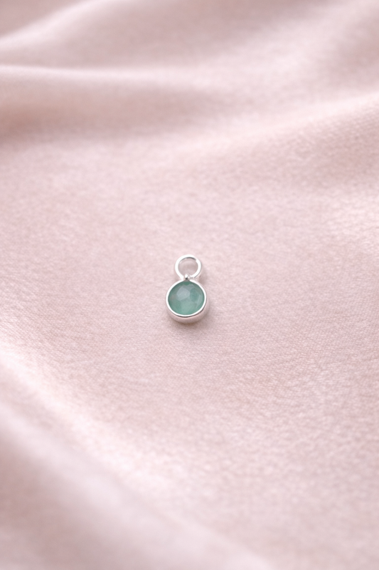 Anhänger Classic mint silber auf hellem Tuch