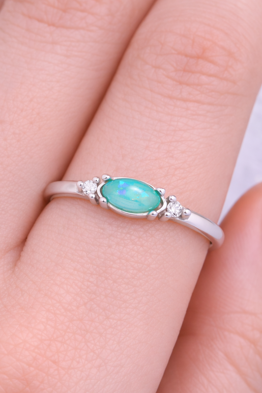 Silberner Ring mit Aqua Zierstein