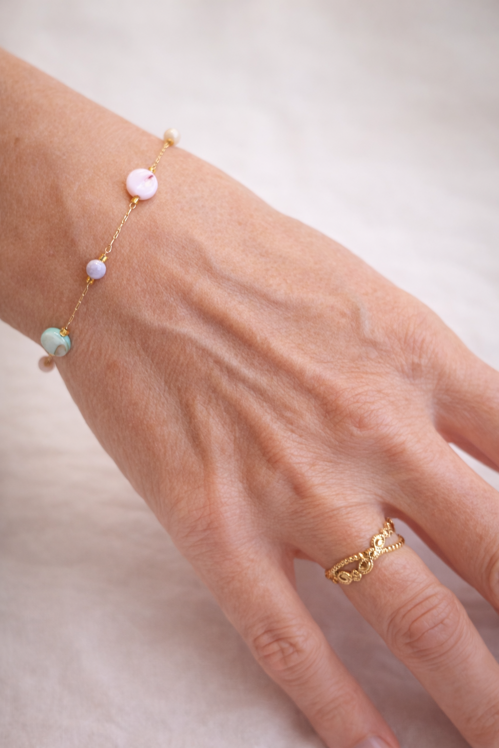 Goldene Handkette Summer Breeze